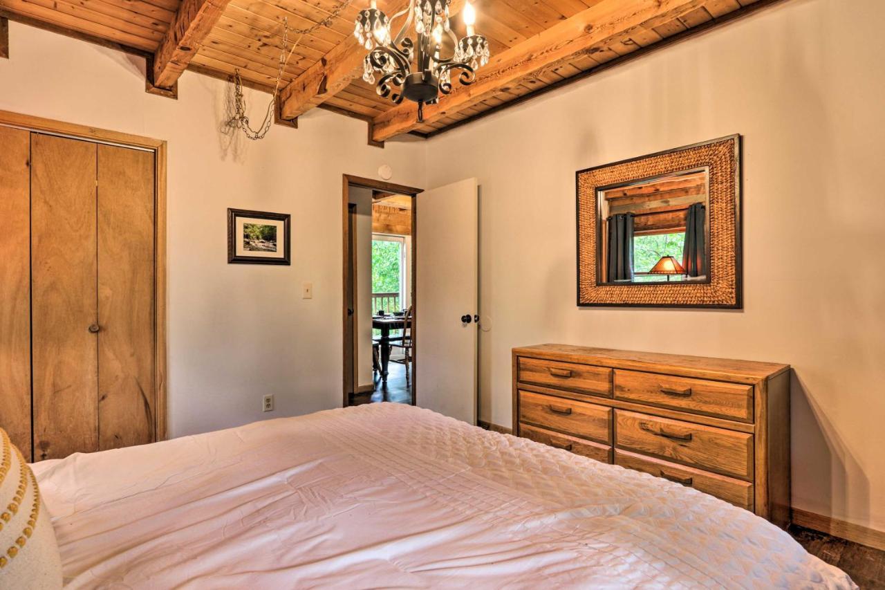 Villa Gatlinburg Escape With Hot Tub, Deck And Mtn View Extérieur photo