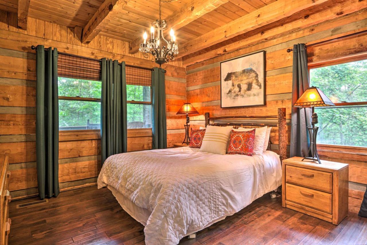 Villa Gatlinburg Escape With Hot Tub, Deck And Mtn View Extérieur photo